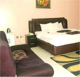 Davok Suite spaces Deluxe Room 